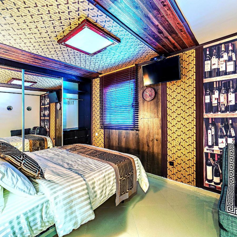 Milana'S Deluxe With Big Patio And Pool Apartment Eilat Ngoại thất bức ảnh