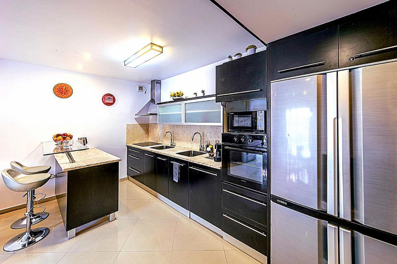 Milana'S Deluxe With Big Patio And Pool Apartment Eilat Ngoại thất bức ảnh